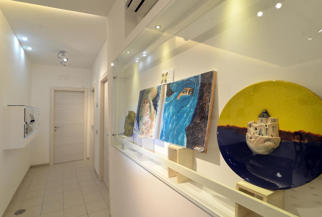 Santi E Saraceni Rooms Salerno Eksteriør bilde