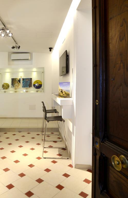 Santi E Saraceni Rooms Salerno Eksteriør bilde