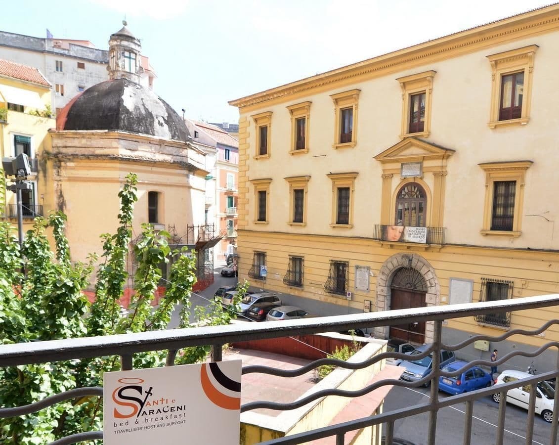 Santi E Saraceni Rooms Salerno Eksteriør bilde